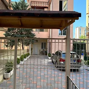 S&f Centre Apartament